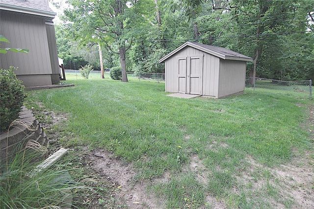 10012 E 72nd Street, Kansas City, MO 64133