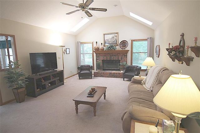 10012 E 72nd Street, Kansas City, MO 64133
