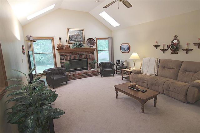 10012 E 72nd Street, Kansas City, MO 64133
