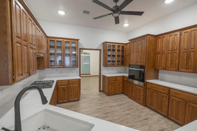 59382 E 288 Court, Grove, OK 74344