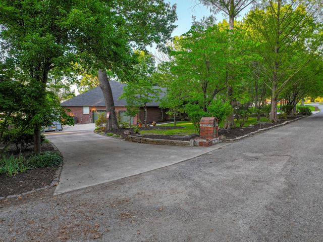 59382 E 288 Court, Grove, OK 74344