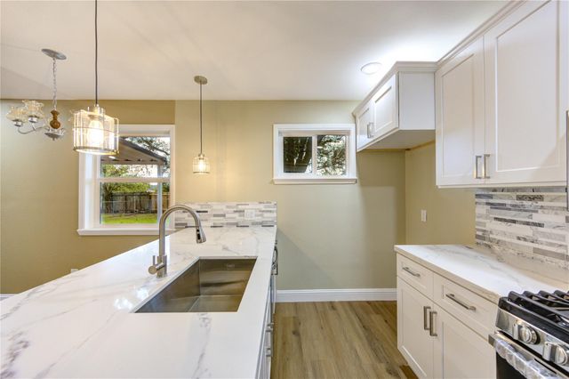 1921 Ripple Creek Drive, Rosenberg, TX 77471