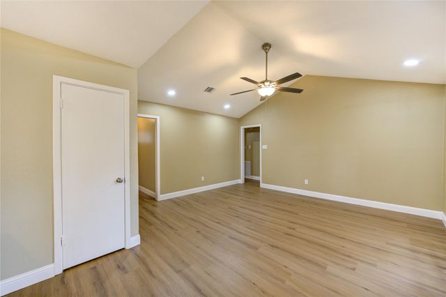 1921 Ripple Creek Drive, Rosenberg, TX 77471