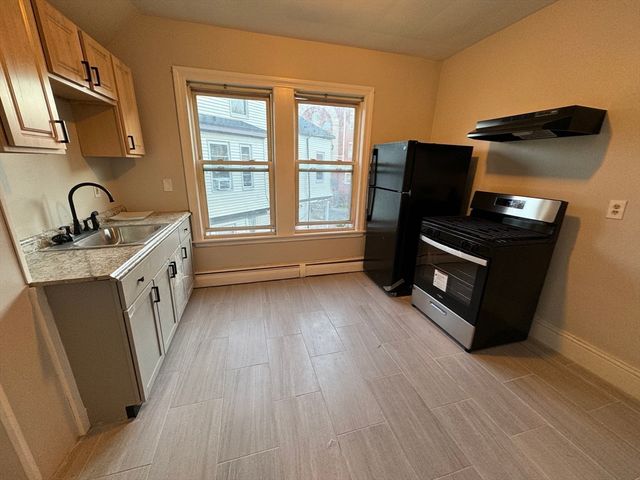 4 Otisfield 2, Boston, MA 02121