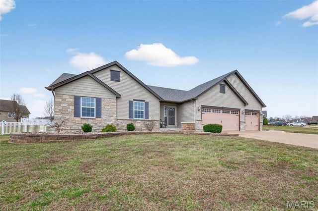 253 Austin Oaks Drive, Moscow Mills, MO 63362