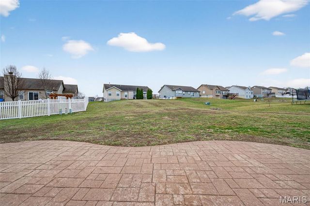 253 Austin Oaks Drive, Moscow Mills, MO 63362