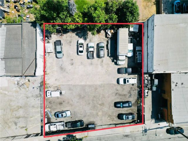 142 S Alameda, Compton, CA 90021