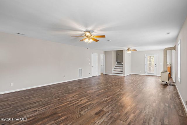 112 SE 12th Street, Oak Island, NC 28465