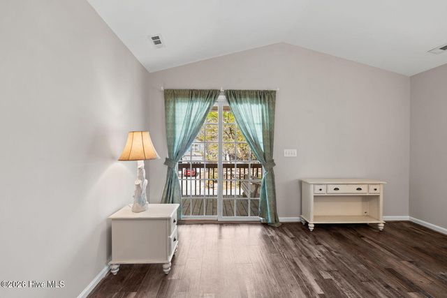 112 SE 12th Street, Oak Island, NC 28465