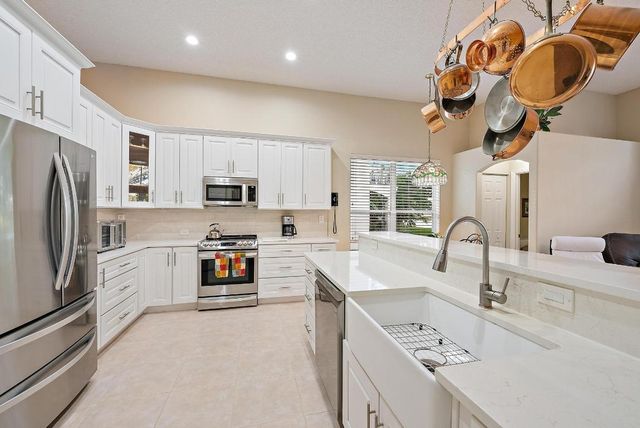 6206 Indian Forest Circle, Lake Worth, FL 33463