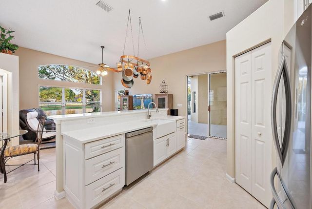 6206 Indian Forest Circle, Lake Worth, FL 33463