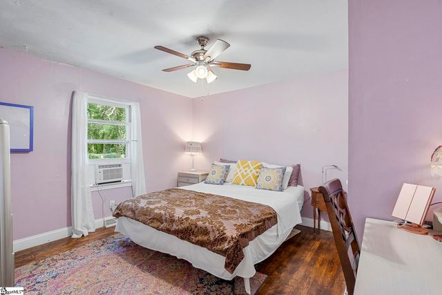 131 B D Johnston Road, Central, SC 29630
