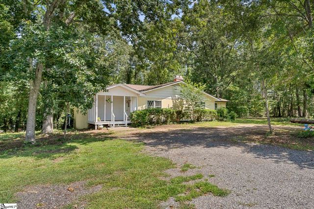 131 B D Johnston Road, Central, SC 29630