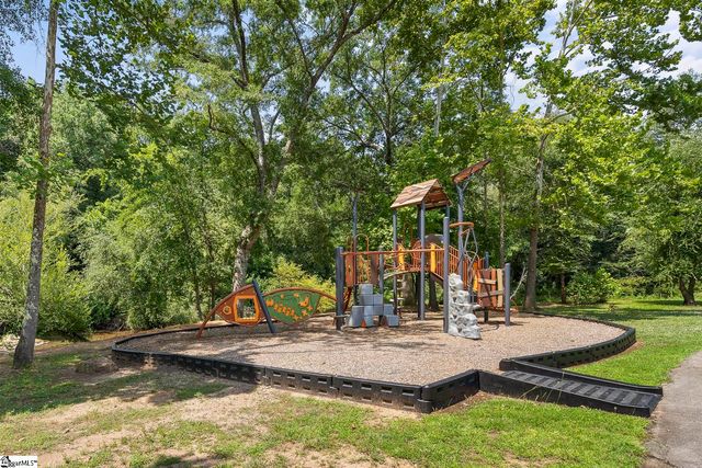 131 B D Johnston Road, Central, SC 29630
