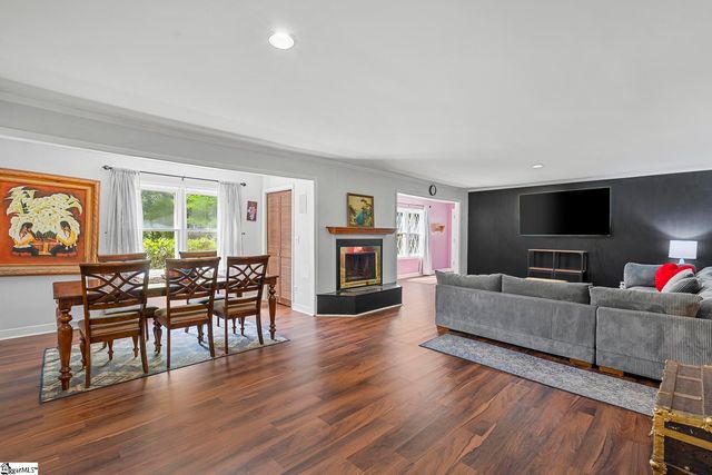 131 B D Johnston Road, Central, SC 29630