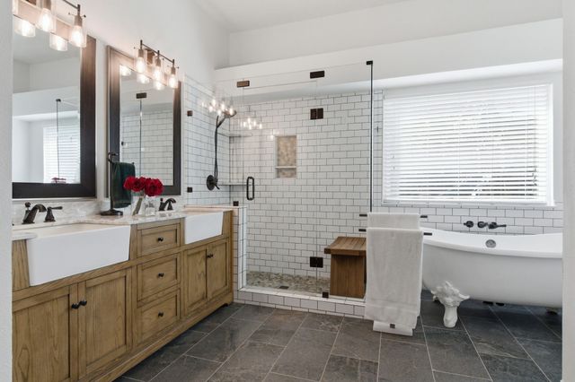 7801 Defender Lane, Rowlett, TX 75089