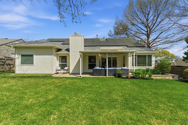 7801 Defender Lane, Rowlett, TX 75089