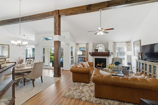 7801 Defender Lane, Rowlett, TX 75089