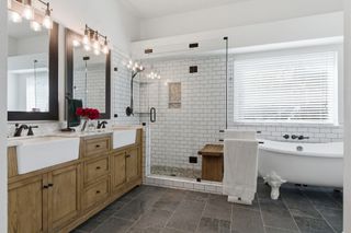 7801 Defender Lane, Rowlett, TX 75089