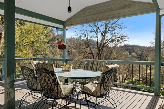 11822 Lodestar Dr, Grass Valley, CA 95949