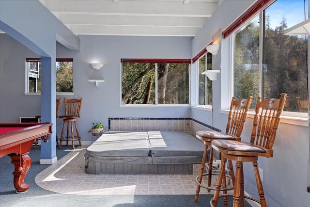 11822 Lodestar Dr, Grass Valley, CA 95949