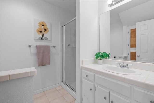 11822 Lodestar Dr, Grass Valley, CA 95949