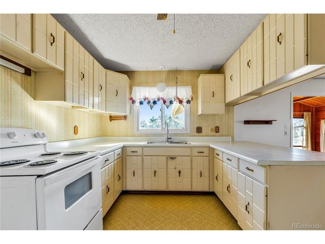 754 Highway 86, Elizabeth, CO 80107