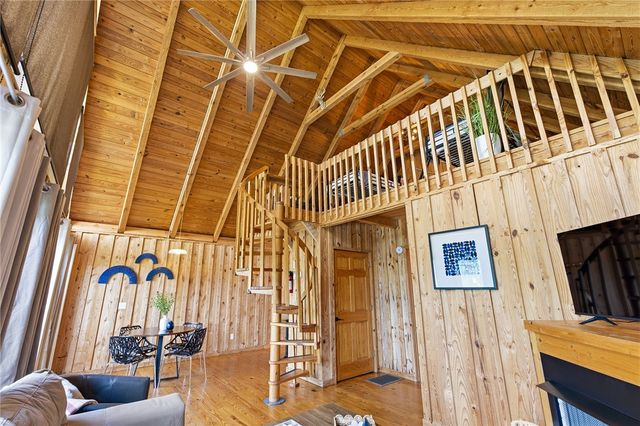 1 Kitty Hawk Lane, Six Mile, SC 29682