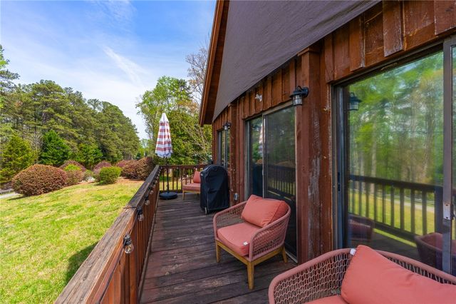 1 Kitty Hawk Lane, Six Mile, SC 29682