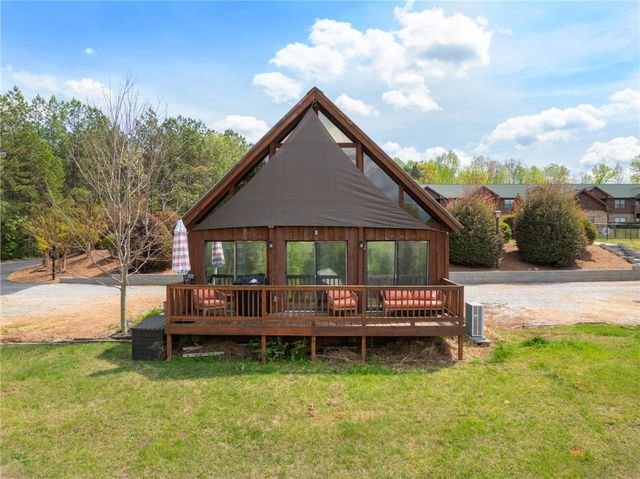 1 Kitty Hawk Lane, Six Mile, SC 29682