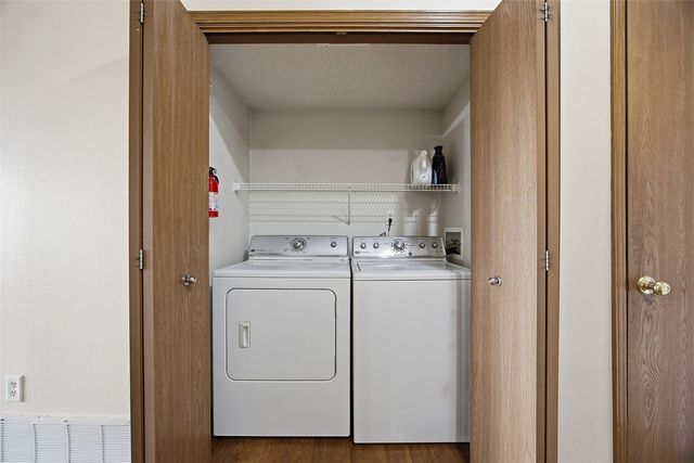 560 Penn Ct 11, North Liberty, IA 52317