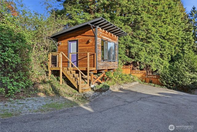 115 S 214th Street, Normandy Park, WA 98198