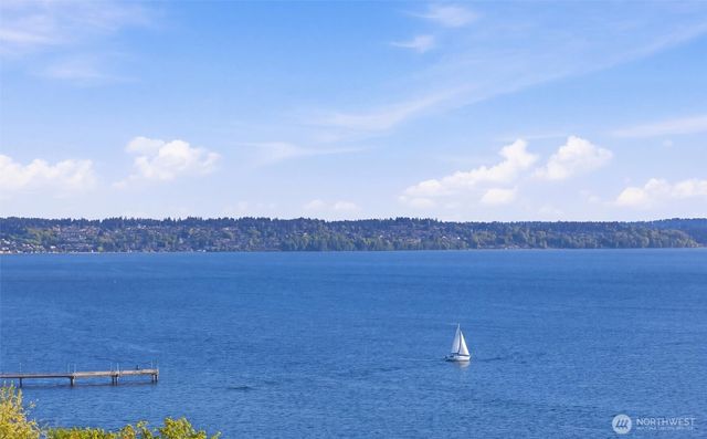 115 S 214th Street, Normandy Park, WA 98198