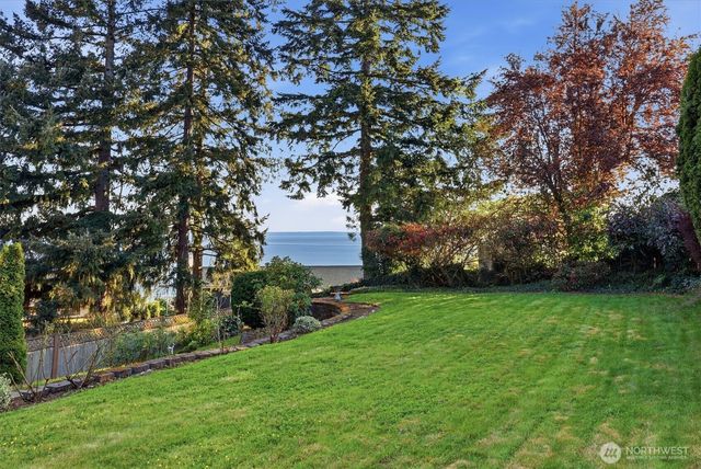 115 S 214th Street, Normandy Park, WA 98198