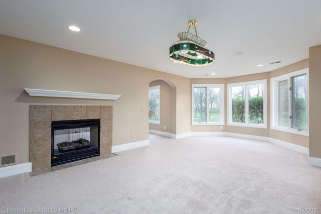 5023 Rockaway Lane, Independence Charter Township, MI 48348