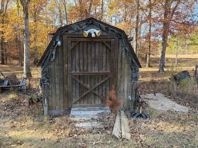 4701 MICHIE PEBBLE HILL RD, Michie, TN 38357