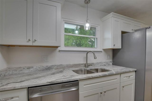 150 Henry Clay RD, Newport News, VA 23601