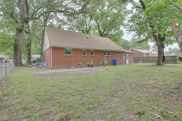 150 Henry Clay RD, Newport News, VA 23601