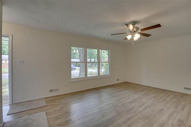 150 Henry Clay RD, Newport News, VA 23601