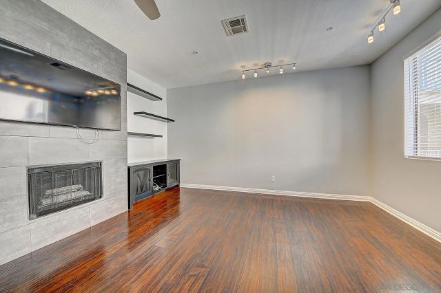 555 Maine Ave 330, Long Beach, CA 90802