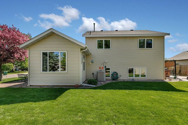 419 12th Avenue N, Sartell, MN 56377