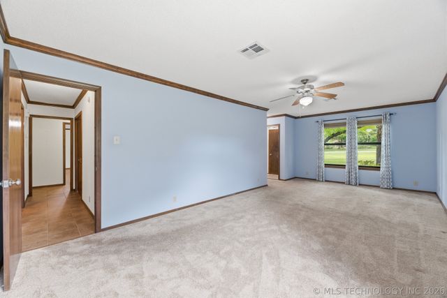 700 Hickory Hill Road, Sapulpa, OK 74066