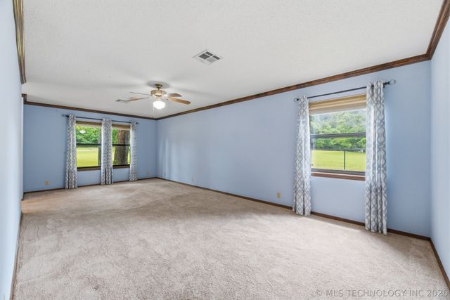 700 Hickory Hill Road, Sapulpa, OK 74066