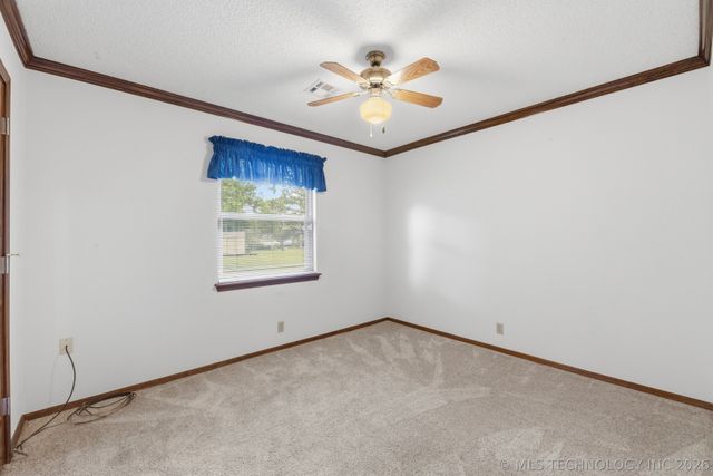 700 Hickory Hill Road, Sapulpa, OK 74066