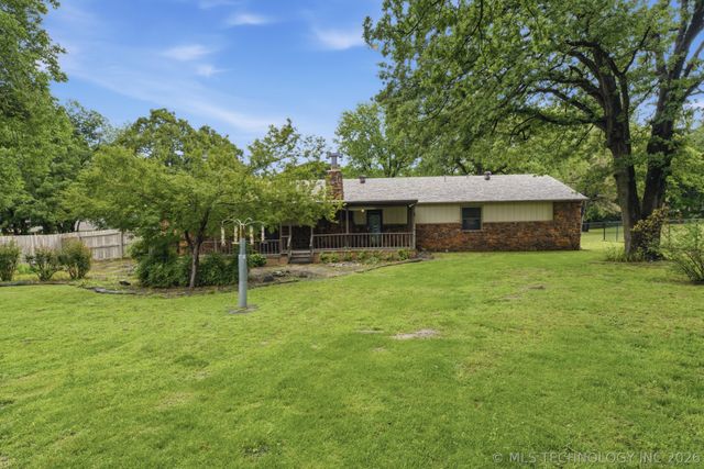 700 Hickory Hill Road, Sapulpa, OK 74066