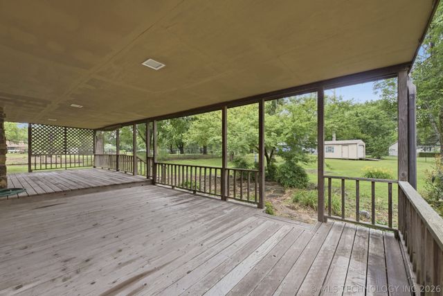 700 Hickory Hill Road, Sapulpa, OK 74066
