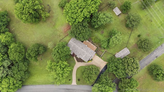 700 Hickory Hill Road, Sapulpa, OK 74066