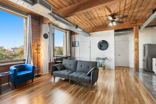 146 Court Street 603, Brockton, MA 02302
