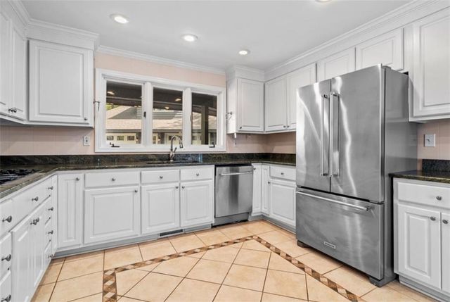 148 Kingfisher, Big Canoe, GA 30143