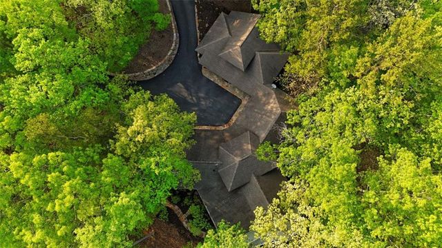 148 Kingfisher, Big Canoe, GA 30143